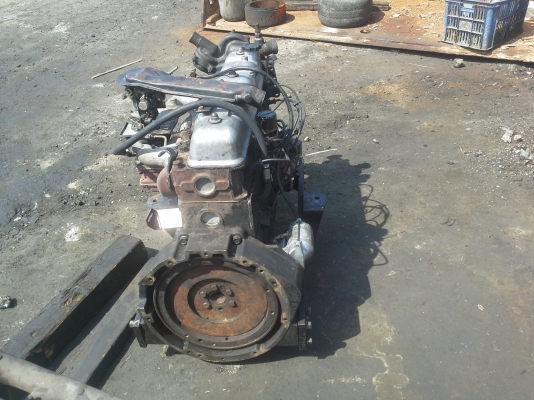 ขายเครื่อง2F ถอดจากรถtoyota รุ่น4 น้ำหนัก4ตัน