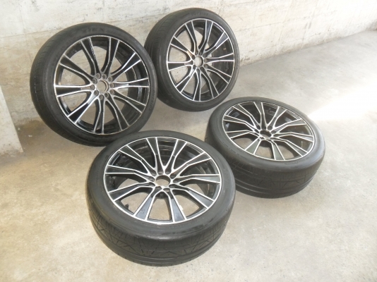 ล้อแม็ก 18นิ้ว 5รู100/114 พร้อมยาง สวยๆ 4 ล้อ ราคา 7900 บาท