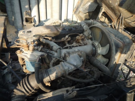 6 ล้อ NPR ปี35 ดั้มพ์ พร้อมใช้