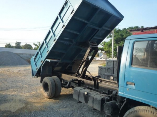 6 ล้อ NPR ปี35 ดั้มพ์ พร้อมใช้