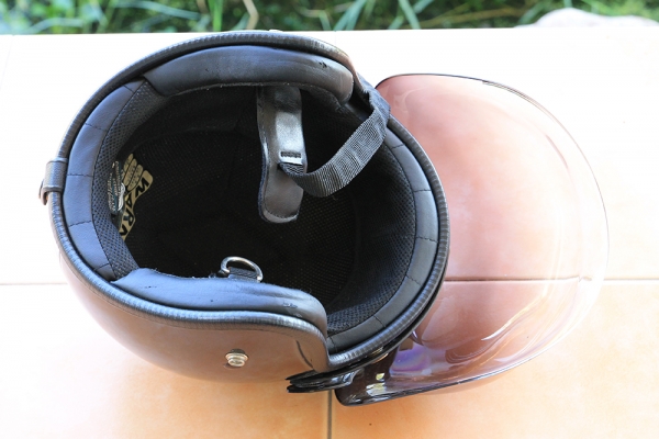 หมวกกันน็อค alpha rays (Free Size) ยกชิวขึ้นได้ (มีหลายใบ)