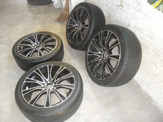 ล้อแม็ก 18นิ้ว 5รู100/114 พร้อมยาง สวยๆ 4 ล้อ ราคา 7900 บาท