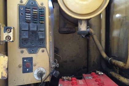 ขายรถแบคโคร CAT 320 รถพร้อมใช้เก็บใหม่หมด มีทะเบียน 850,000.- ขายรถแบคโคร CAT 320 รถพร้อมใช้เก็บใหม่หมด มีทะเบียน 850,000.-