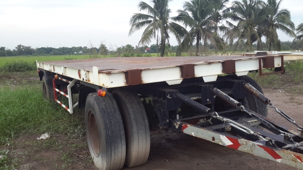 ขายลูกพ่วงพื้นเรียบ สภาพสวยสนใจติดต่อ เอ็มทีเจริญยนต์