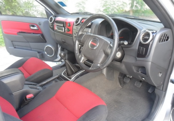 D-MAX 2.5 เดิมทั้งคัน D-MAX 2.5 เดิมทั้งคัน