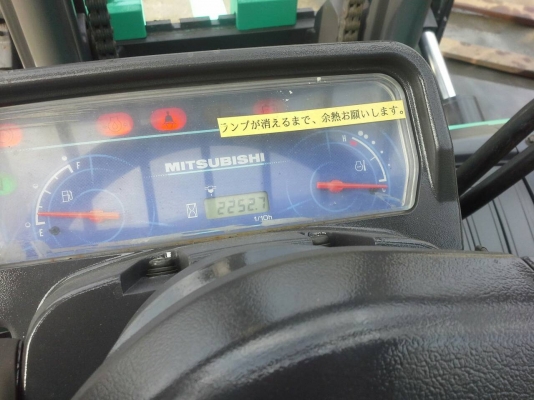 MITSUBISHI GRENDIA รุ่นใหม่ล่าสุด F14E ขนาด3ตัน เสา3เมตร เกียร์ออร์โต้ เครื่องดีเซลS4S ยางตัน4เส้น ใช้งาน2XXX