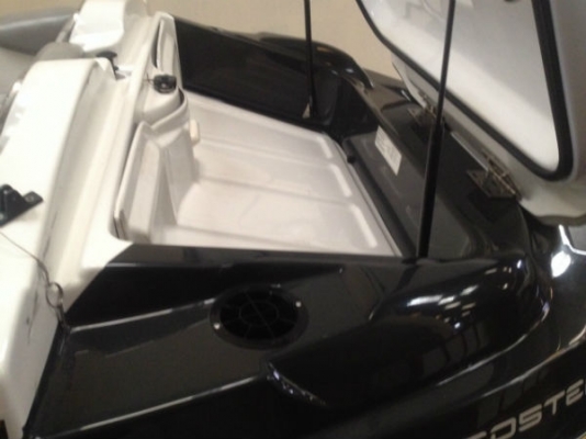 !!! ร้าน GoForJet ขายเรือ Speed Boat Sea-Doo Speedter สวยๆๆๆสักลำครับ !!!