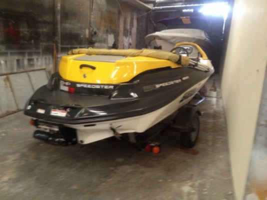 !!! ร้าน GoForJet ขายเรือ Speed Boat Sea-Doo Speedter สวยๆๆๆสักลำครับ !!!