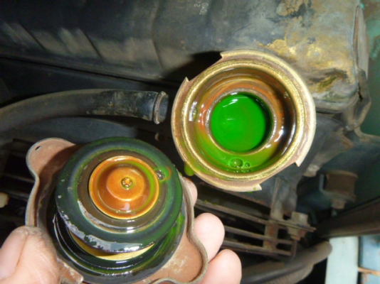 รถขุดเก่าญี่ปุ่น YANMAR B25-2 พร้อมบุ้งกี่ 2 ลูก + หัวคีบ