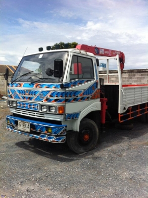 ุ6 ล้อติดเครน ยูนิค 3 ตัน เครื่อง 150 แรง กระบะยาว 5.30