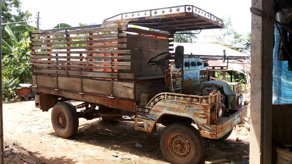 **88,000 บ.ต่อรอง**ขายแต๋น4ล้อเพลาลอย เครื่อง KUBOTA ET11แรง เกียร์ NISSAN คาบ้อล คานหน้า BUDDY เฟืองท้ายเพลาลอย ELF คัสซีหน้า4 เครื่องดีสตาร์ทติดง่าย แน่นดี เสียงดี แรง เกียร์ดีไม่หลุด คัสซีดี เดิมๆไม่ผุ แหนบเสริมแล้ว กระบะพื้นไม้คอกไม้สภาพดี พื้นดี คอกด **88,000 บ.ต่อรอง**ขายแต๋น4ล้อเพลาลอย เครื่อง KUBOTA ET11แรง เกียร์ NISSAN คาบ้อล คานหน้า BUDDY เฟืองท้ายเพลาลอย ELF คัสซีหน้า4 เครื่องดีสตาร์ทติดง่าย แน่นดี เสียงดี แรง เกียร์ดีไม่หลุด คัสซีดี เดิมๆไม่ผุ แหนบเสริมแล้ว กระบะพื้นไม้คอกไม้สภาพดี พื้นดี คอกด