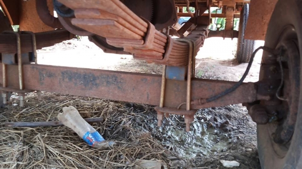 **88,000 บ.ต่อรอง**ขายแต๋น4ล้อเพลาลอย เครื่อง KUBOTA ET11แรง เกียร์ NISSAN คาบ้อล คานหน้า BUDDY เฟืองท้ายเพลาลอย ELF คัสซีหน้า4 เครื่องดีสตาร์ทติดง่าย แน่นดี เสียงดี แรง เกียร์ดีไม่หลุด คัสซีดี เดิมๆไม่ผุ แหนบเสริมแล้ว กระบะพื้นไม้คอกไม้สภาพดี พื้นดี คอกด **88,000 บ.ต่อรอง**ขายแต๋น4ล้อเพลาลอย เครื่อง KUBOTA ET11แรง เกียร์ NISSAN คาบ้อล คานหน้า BUDDY เฟืองท้ายเพลาลอย ELF คัสซีหน้า4 เครื่องดีสตาร์ทติดง่าย แน่นดี เสียงดี แรง เกียร์ดีไม่หลุด คัสซีดี เดิมๆไม่ผุ แหนบเสริมแล้ว กระบะพื้นไม้คอกไม้สภาพดี พื้นดี คอกด