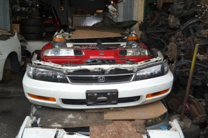 ขายแผงหน้าตัด HONDA ACCORD (ตาเพชรโคมดำ)