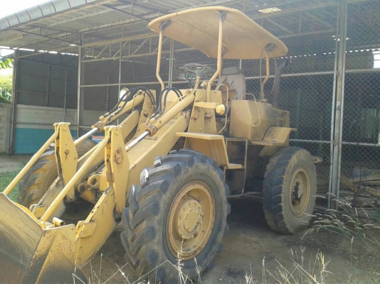 ขายด่วนครับ รถตักล้อยาง CATERILL AR 910 สภาพพร้อมใช้งานครับ