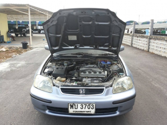 Civic ตาโต ปี98 รถสภาพเดิมๆสวยกริ๊บสีเงาๆเจ้าของขายเองราคาถูกด่วนๆ