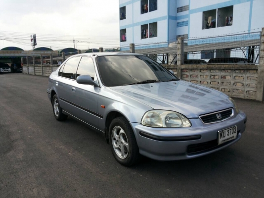 Civic ตาโต ปี98 รถสภาพเดิมๆสวยกริ๊บสีเงาๆเจ้าของขายเองราคาถูกด่วนๆ