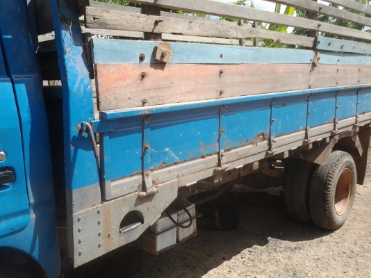 ขายตามสภาพรถอีซูซุTLเครื่อง100แรงฝาขาวภาษีขาดปี56 ขายตามสภาพรถอีซูซุTLเครื่อง100แรงฝาขาวภาษีขาดปี56