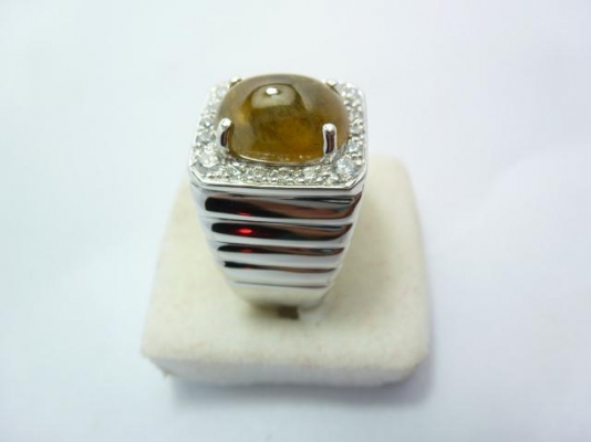 แหวนเงินแท้พลอยบุษราคัมหลังเบี้ยแท้