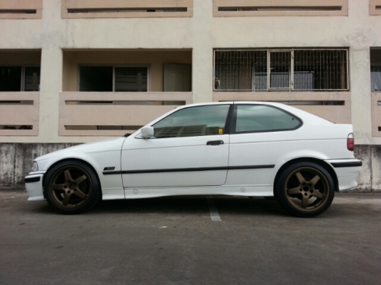 ขายE36 2ประตู กันชนหน้าM ล้อHAMAN 18แท้ ท่อJS เครื่องเกียร  สมบูรณ์ ขับสนุก ไฟหน้า หยดน้ำ ไฟมุมขาว ไฟท้ายขาวแดง กาบM3 เครื่องเล่นALPAN  รถพร้อมใช้งาน สนใจสอบถามได้คับ คุ้มคับ