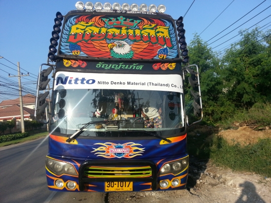 ขายรถบัสราคาถูก สนใจติดต่อ 0819219162