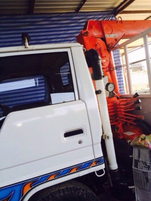 Hino เครื่อง140แรงม้า เครน3ตัน ยาว4.20 เมตร Hino เครื่อง140แรงม้า เครน3ตัน ยาว4.20 เมตร