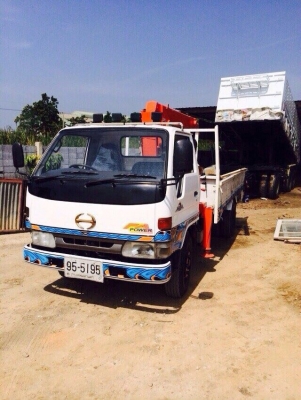 Hino เครื่อง140แรงม้า เครน3ตัน ยาว4.20 เมตร