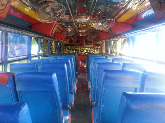 ขายรถบัสราคาถูก สนใจติดต่อ 0819219162