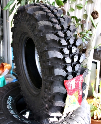 ตะขาบหน้าแคบ 35/10.5R16