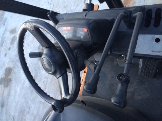 ขาย รถโฟล์คลิฟ TOYOTA 7FD25 ยก 2.5 ตัน รุ่น7 เกียร์AUTO ดีเซลเครื่อง2Z รถดี 275,000 บาท 094-4267888 จะเด็ด