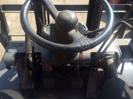 ขายรถโฟล์คลิฟ เก่าญี่ปุ่นไม่เคยใช้ไทย TOYOTA ยก 3 ตันรุ่น 6 ล้อหน้าคู่ งายาว1.5เมตร เบนซิน/แก๊ซ รถสวยเดิมๆทุกอย่างครบ 290,000 จะเด็ด 094-4267888