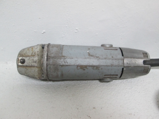 เครื่องเจียร makita 4 นิ้ว เหล็ก