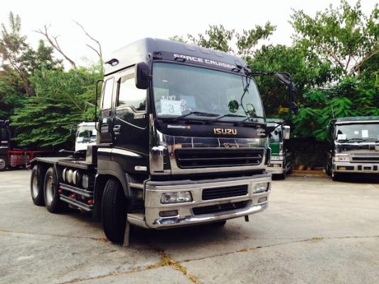 หัวลากสิบล้อ ISUZU GIGA (KL-EXZ74J3) สีดำ เกียร์ออโต้ ม่านไฟฟ้า สเปกเทพ