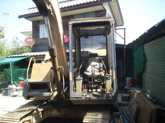 แบคโฮ KOMATSU PC60-5 เครื่องดีเดินนิ่ม ระบบไฮดรอลิกค์ดี เดินดี ใช้งานได้เลย