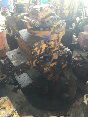 ปั้มไฮดรอลิค KOMATSU ใส่รถรุ่น PC150-3 , PC150-5   ของใน รับประกันสินค้า  ราคา 60,000 บาท