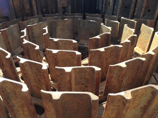 ใบแทรคเก่านอก PC30  ขนาดยาว 30 ซม.  ราคา ใบละ 150บาท