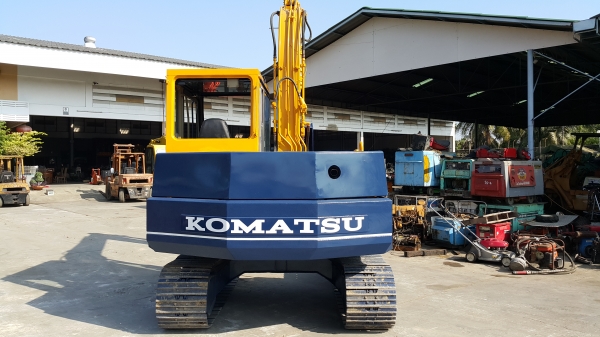 รถขุด KOMATSU รุ่น PC60-5- มือสองญี่ปุ่น สวย รถขุด KOMATSU รุ่น PC60-5- มือสองญี่ปุ่น สวย