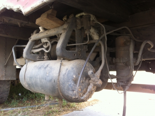 ขายรถ 10 ล้อ เพลาเดียว ISUZU นางฟ้า 195 กระบะคอกไม้้สูง อู่.ซุ่นชัย สภาพเดิมๆราคาย้อมๆสนใจโทร