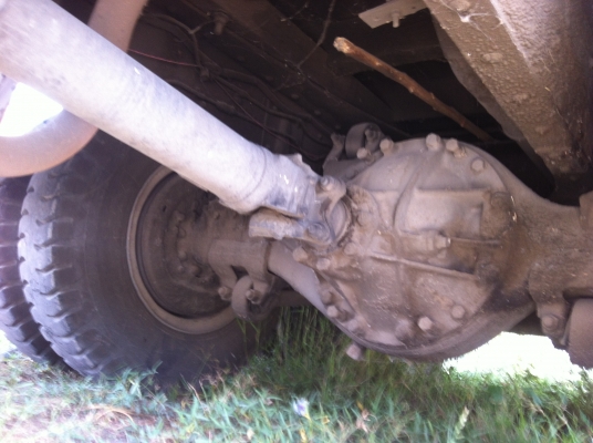 ขายรถ 10 ล้อ เพลาเดียว ISUZU นางฟ้า 195 กระบะคอกไม้้สูง อู่.ซุ่นชัย สภาพเดิมๆราคาย้อมๆสนใจโทร