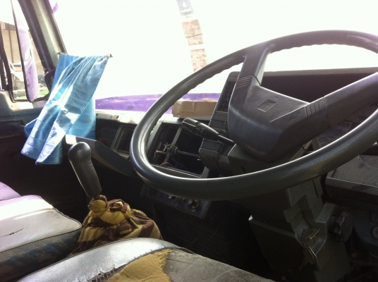 ขายรถ 10 ล้อ เพลาเดียว ISUZU นางฟ้า 195 กระบะคอกไม้้สูง อู่.ซุ่นชัย สภาพเดิมๆราคาย้อมๆสนใจโทร