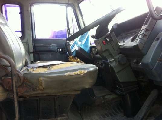 ขายรถ 10 ล้อ เพลาเดียว ISUZU นางฟ้า 195 กระบะคอกไม้้สูง อู่.ซุ่นชัย สภาพเดิมๆราคาย้อมๆสนใจโทร