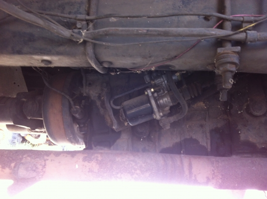 ขายรถ 10 ล้อ เพลาเดียว ISUZU นางฟ้า 195 กระบะคอกไม้้สูง อู่.ซุ่นชัย สภาพเดิมๆราคาย้อมๆสนใจโทร