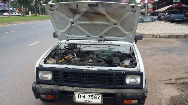 ขายอีซูซุKB2200ซีซี4ประตูเครื่องดีคันซีสวย ขี่ดีแอร์เย็นราคาถูก