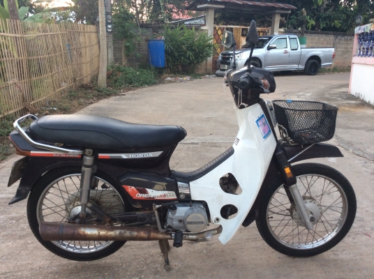 ดรีมคุรุสภาสตาร์ทมือทะเบียนโอนภาษีขาด5เดือนสภาพเดิมๆขายถูก11500บาท