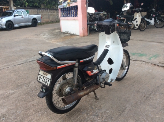 ดรีมคุรุสภาสตาร์ทมือทะเบียนโอนภาษีขาด5เดือนสภาพเดิมๆขายถูก11500บาท