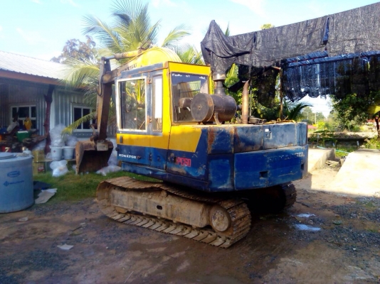 PC60 รุ่น3รถพร้มใช้งานเครื่องดีปั้มดีเอวแน่นตัวเดินดี แต่สีไม่สวยเลย PC60 รุ่น3รถพร้มใช้งานเครื่องดีปั้มดีเอวแน่นตัวเดินดี แต่สีไม่สวยเลย