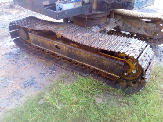 PC60 รุ่น3รถพร้อมใช้งานเครื่องดี ปั้มดีเอวแน่นตัวเดินดี แต่สีไม่สวยเลย