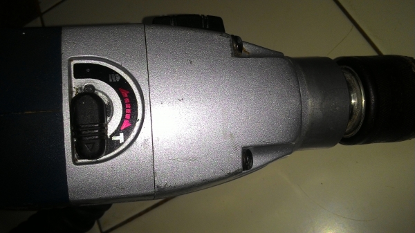 ขายสว่านสกัดกระแทกยี่ห้อ RYOBIรุ่นPD-1979VRขนาดหัวจับดอก13MM.สภาพดีมากๆmade in japanแท้ๆครับ ขายสว่านสกัดกระแทกยี่ห้อ RYOBIรุ่นPD-1979VRขนาดหัวจับดอก13MM.สภาพดีมากๆmade in japanแท้ๆครับ