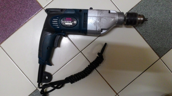 ขายสว่านสกัดกระแทกยี่ห้อ RYOBIรุ่นPD-1979VRขนาดหัวจับดอก13MM.สภาพดีมากๆmade in japanแท้ๆครับ ขายสว่านสกัดกระแทกยี่ห้อ RYOBIรุ่นPD-1979VRขนาดหัวจับดอก13MM.สภาพดีมากๆmade in japanแท้ๆครับ