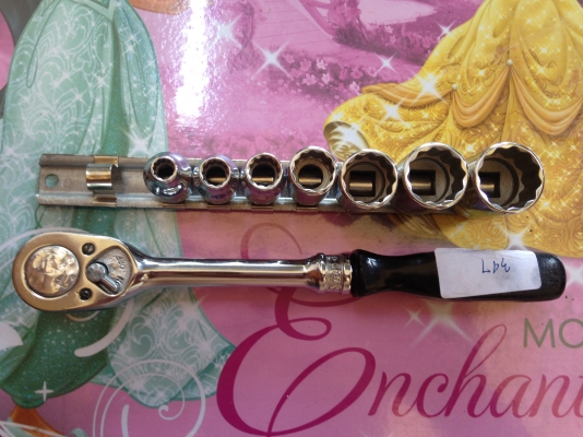 Snapon ลูกบล๊อค  7 ลูก 3/8 made in usa พร้อมก๊อกแก๊ก SAE