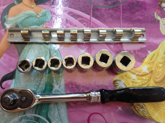 Snapon ลูกบล๊อค 7 ลูก 3/8 made in usa พร้อมก๊อกแก๊ก SAE Snapon ลูกบล๊อค 7 ลูก 3/8 made in usa พร้อมก๊อกแก๊ก SAE